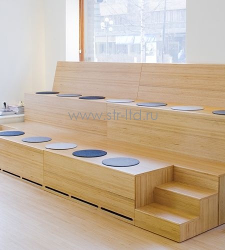 Подиум из фанеры, подиум с посадочными местами