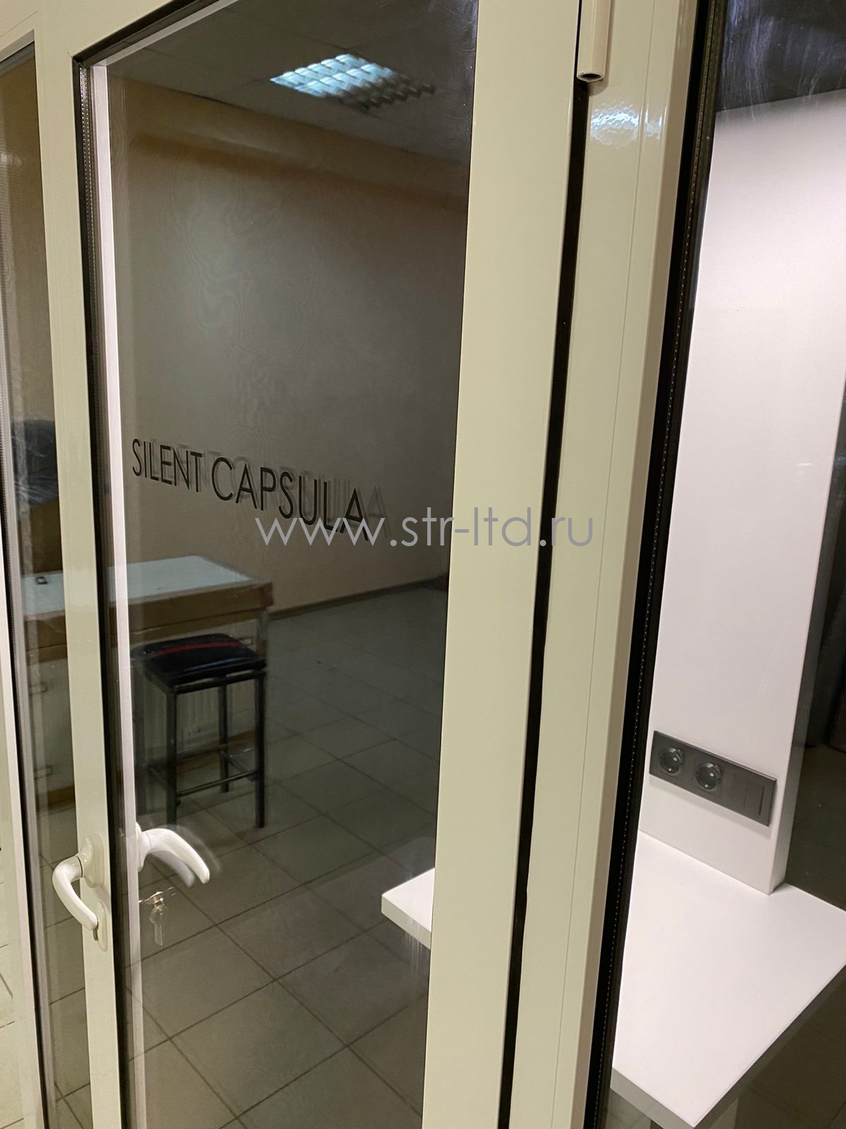 Телефонная будка, шумоизоляционная кабина Промо